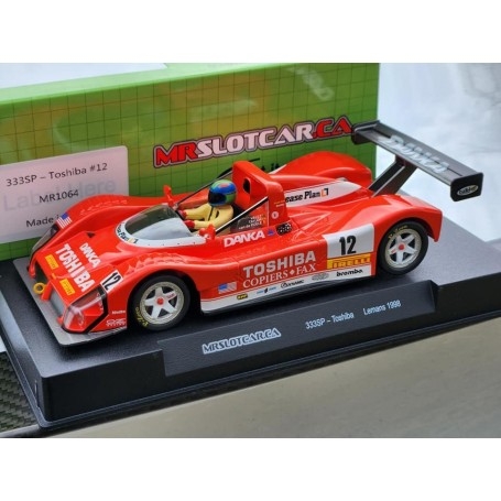 Circuits automobiles - voiture scalextric grise